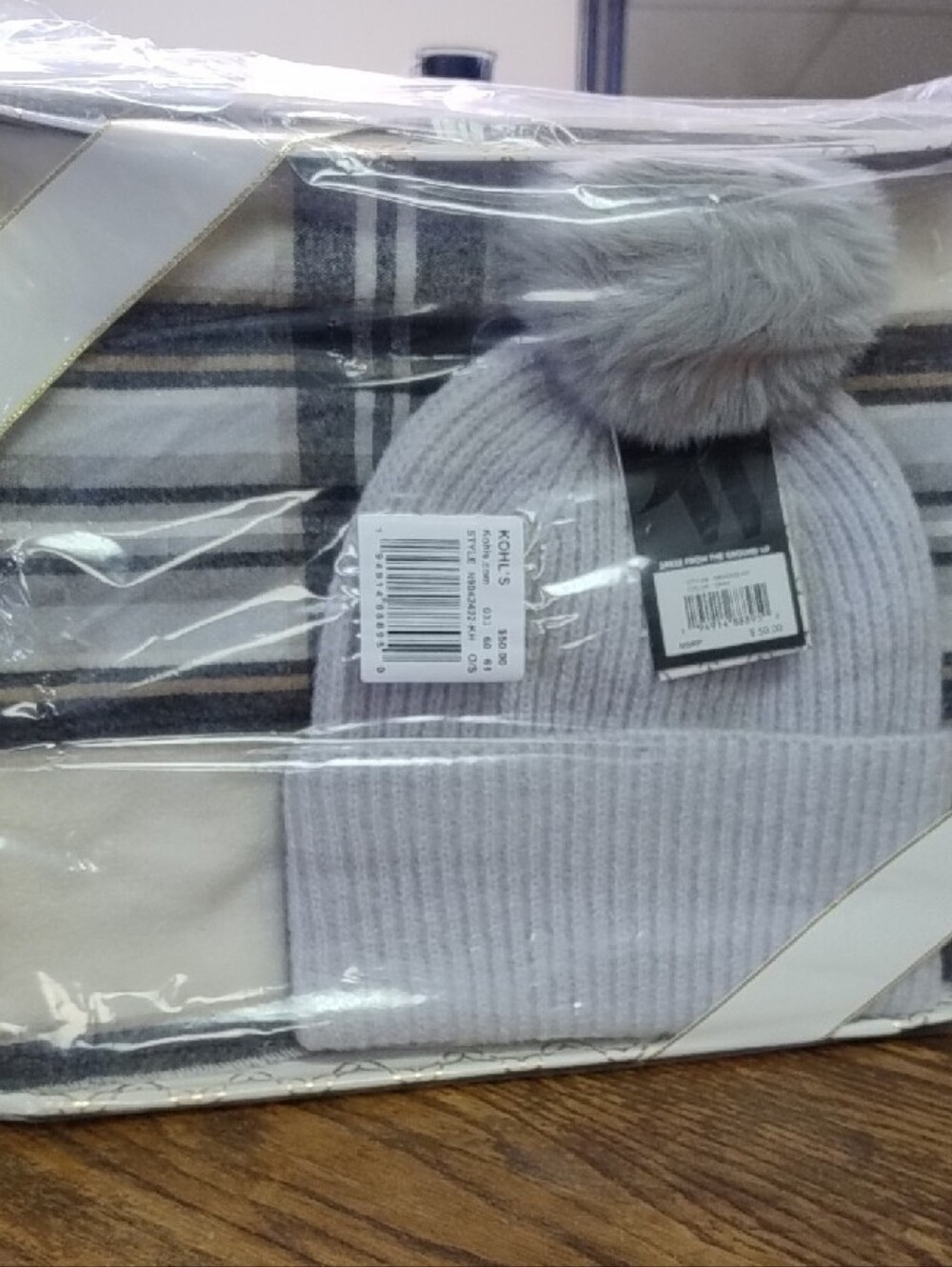 Cozy Ribbed Beanie and Plaid Scarf Set - Light Gray